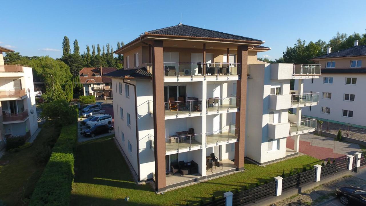 Laguna Beach Apartmanok Siófok Eksteriør bilde
