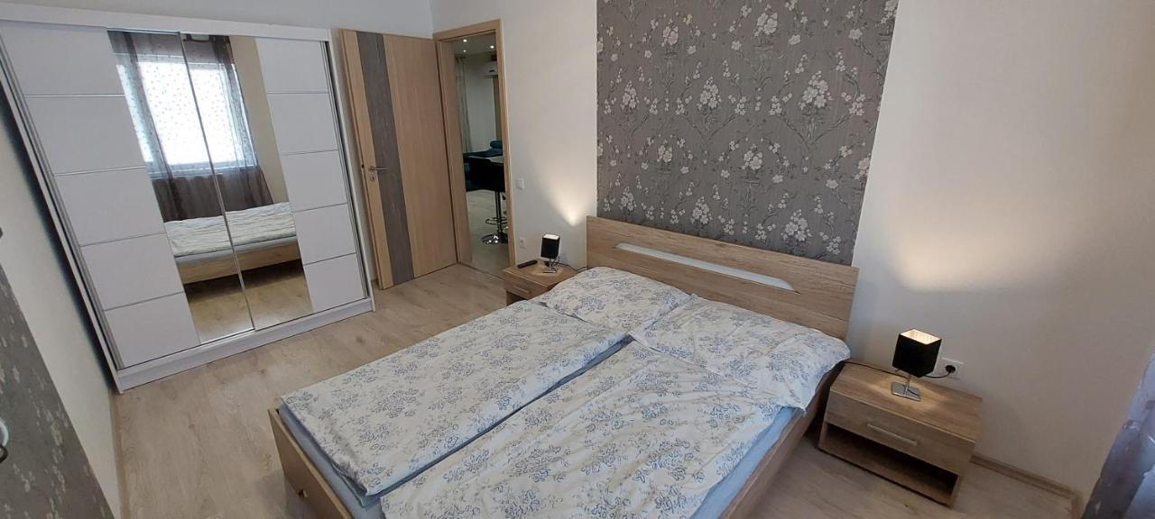 Laguna Beach Apartmanok Siófok Eksteriør bilde
